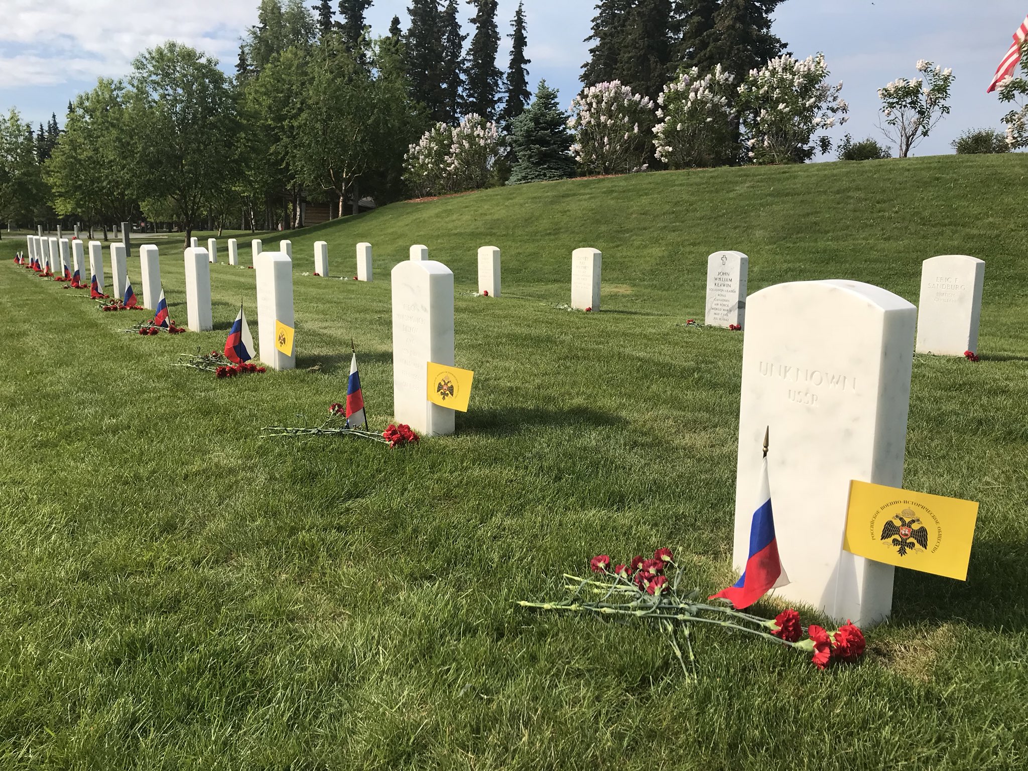 Захоронения советских летчиков на Аляске