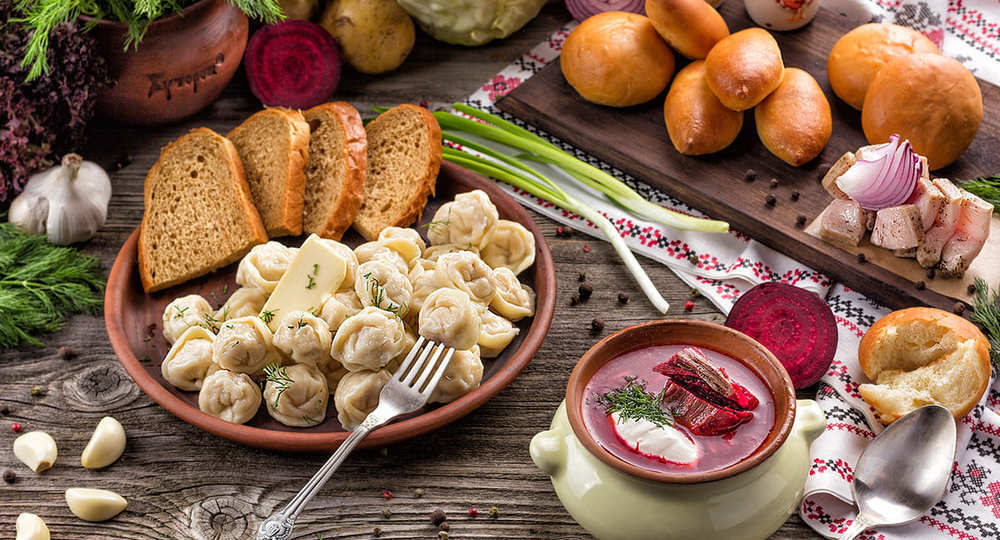 Борщ, пельмени и блины: триумф российского вкуса в Америке