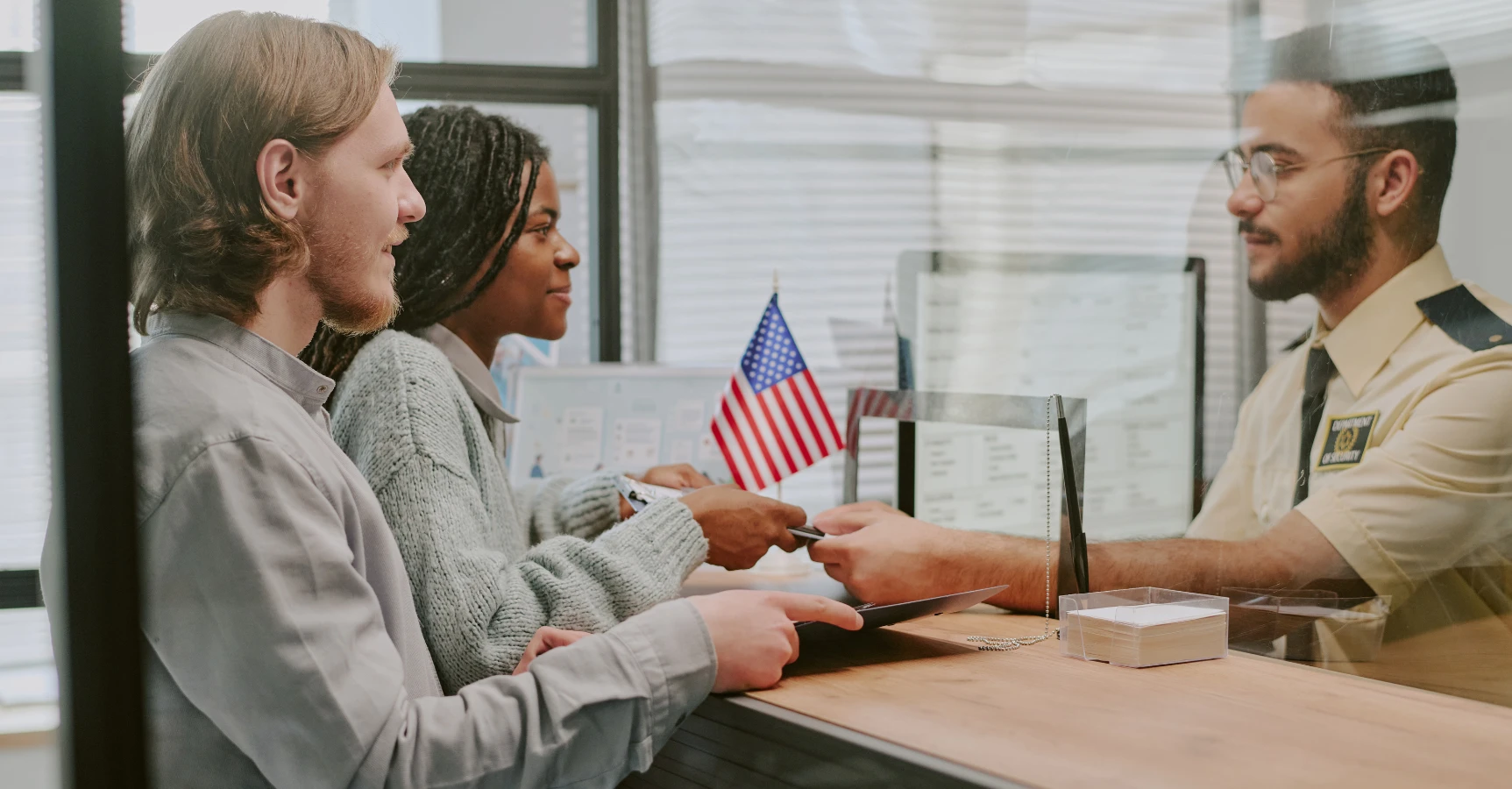 Проверки на границе США: Права и обязанности разных категорий